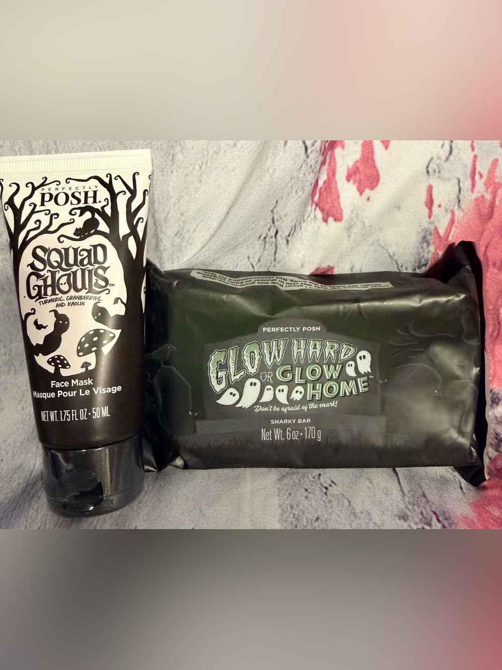 Perfectly Posh Squad Ghouls Face Mask & Glow Hard or Glow Home Snarky. NWT N19